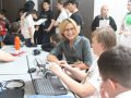Frau-Burgermeister-Volkl-interessiert-sich